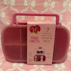 Paris Hilton Pink Glitter 7-Compartment Snack Bento Box